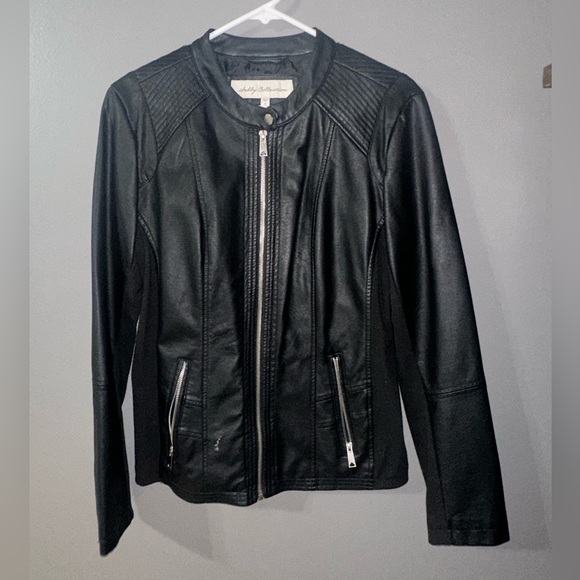 Woman’s Black Faux Leather Jacket - Picture 1 of 9